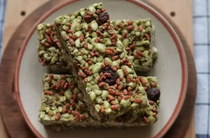 Barres énergétiques aux céréales et au thé matcha