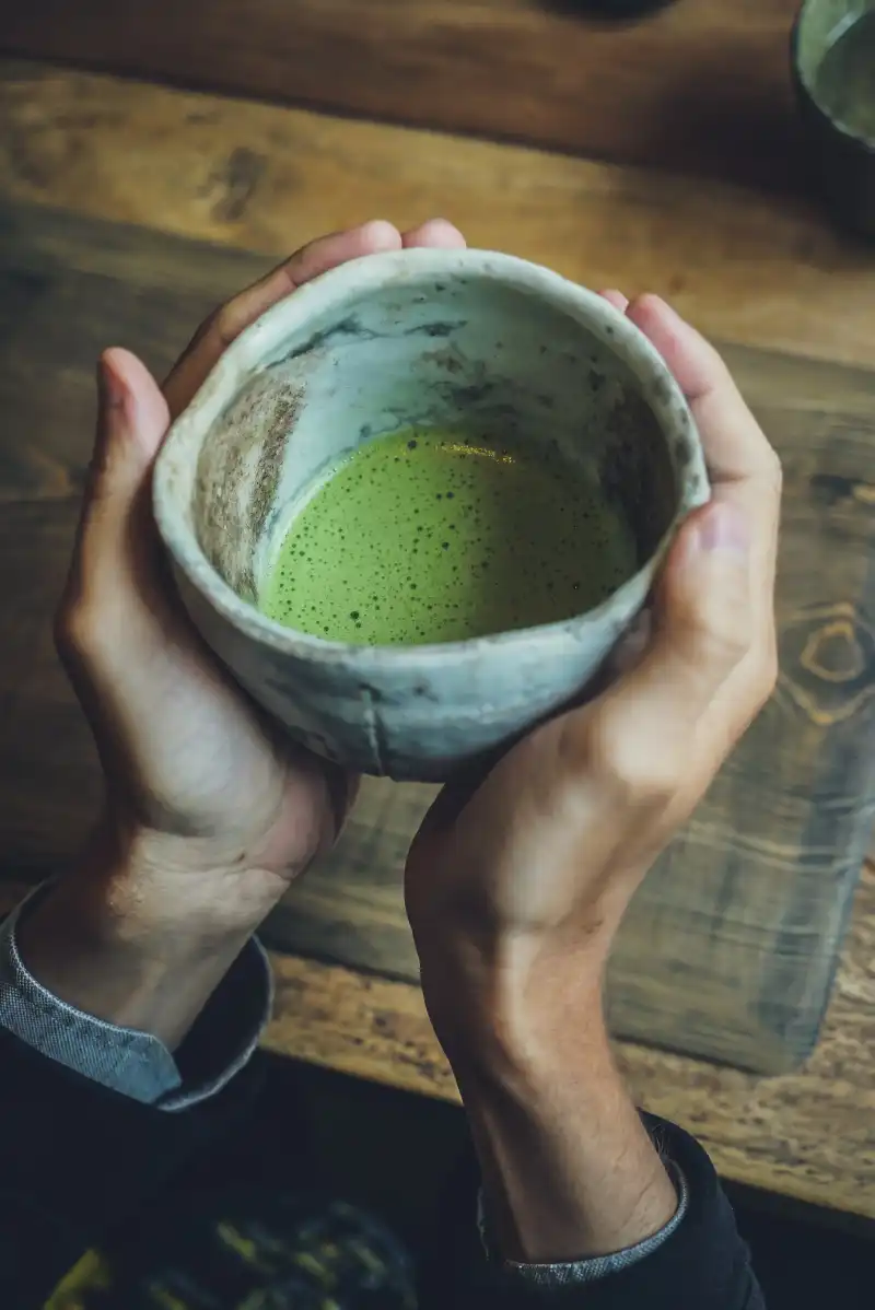 Qu'est-ce que le thé matcha, le thé vert riche en bienfaits ?
