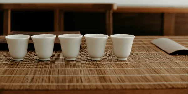 Chakabuki : le jeu de dégustation de thé à l’aveugle