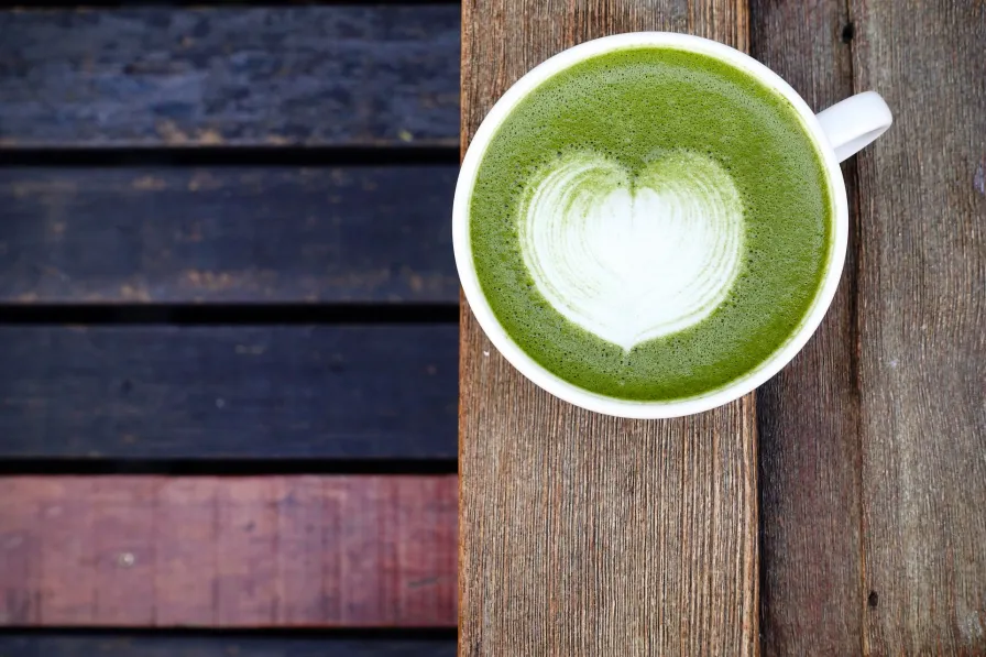 Un matcha latte onctueux